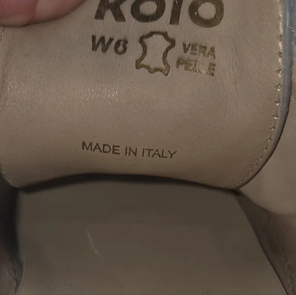 KOIO Capri Sneaker In Pebble Size 6